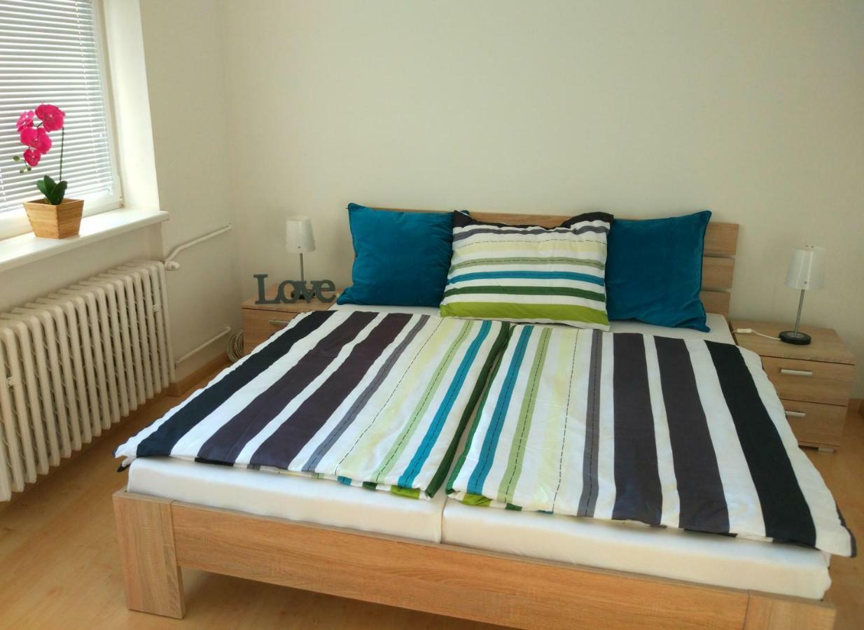 Riverview Apartment Bratislava Eksteriør bilde